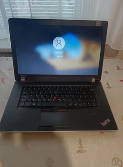Lenovo Think Pad Edge - 4