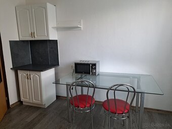 Prenájom 1 izbový byt - 4