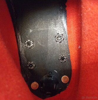 HOKEJOVÉ KORČULE - 4