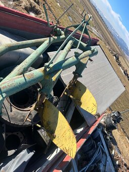 Pluh štvorak továrenský - 4