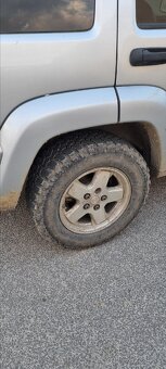 Jeep cherokee Liberty kj 2,8crd - 4