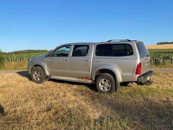 Toyota Hilux 2.5 I D-4D DC - 4
