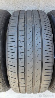 Predám zánovné letné pneu Pirelli P7 Cinturato 235/40 R19 - 4