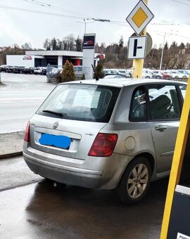Fiat Stilo 1.9 jtd 88kw _ ročník 2006 - 4
