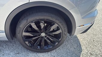 Volkswagen Touareg 3.0 V6 TDI SCR 286k 4Motion Tiptronic - 4