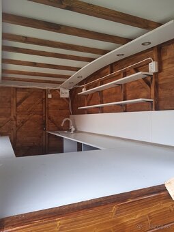 Pojazdný bufet 3,5x2m - 4