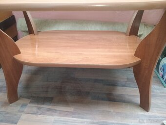 Konferenčný stolík - 4