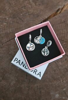 Pandora . - 4