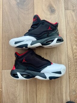 Jordan aura tenisky - 4
