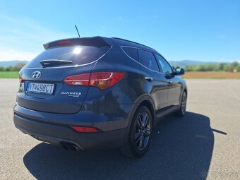 Hyundai Santa Fe 2.2 CRDi 4x4 Premium - 4