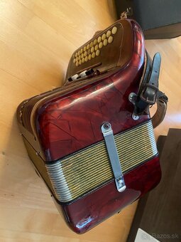 Heligonka Hohner Club lllM CF 3hlas + registre + kufor - 4