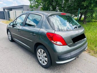 📍Peugeot 207 1.4 Benzín Active📍142 686 km📍Klimatizácia - 4