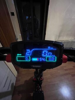 Električka kolobezka IX8 - 4