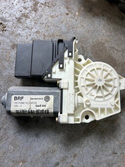 VW Golf 4 1,9 TDI diely - 4