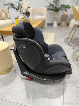 Römer DUALFIX M i-Size 2020 Blue Marble - 4