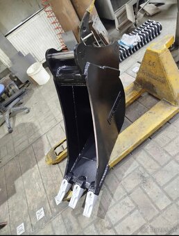 Lyžica na traktorbager - 4