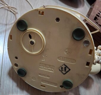 Rusky statozitny telefon - 4