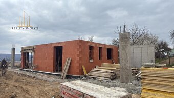 EXKLUZÍVNE - Výstavba štyroch päťizbových novostavieb začala - 4
