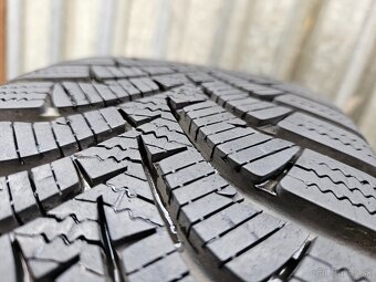 Málo jazdené zimné pneu Hankook+Vredestein - 185/60 r15 - 4