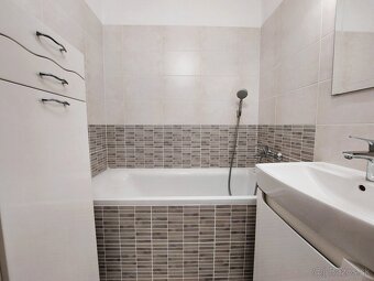 Príjemný 2+1 izbový byt s balkónom a veľkou pivnicou, P - 4
