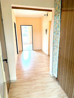 Predaj priestrenného 3izb. bytu 88m2 + 4xloggia ,v centre m - 4
