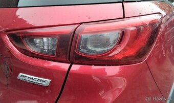 Mazda CX-3 2.0 AWD 2015 predám DVERE, PIATE DVERE, zadné sve - 4