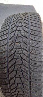 Zimné pneu 255/45 R20 Hankook - - 4