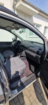 Ford Galaxy - 4