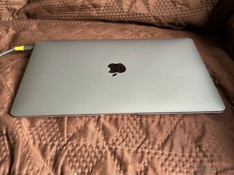 MacBook Air M1 2020 + USB-C hub - 4
