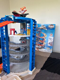 🦍🚗 Hot Wheels Garáž s Gorilou – Ultimate Garage 🚗🦍 - 4