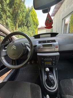 Predám Citroën c4 ročník 2010 - 4