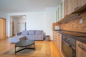 Predaj: 3 izbový byt 76 m2, Petržalka, Bratislava - 4