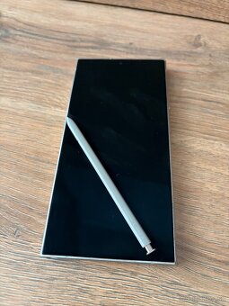 Samsung Galaxy S24 ULTRA - 4