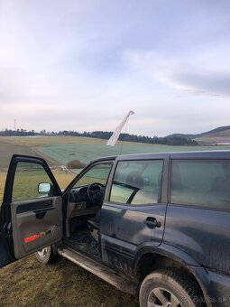Rozpredam Nissan Terrano 2,7 a3,0 - 4
