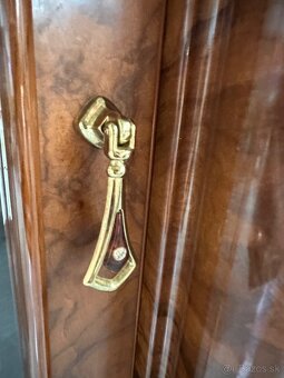 Luxusná talianska vitrína - 4