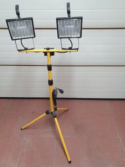 Predám halogénový reflektor 2x500w - 4