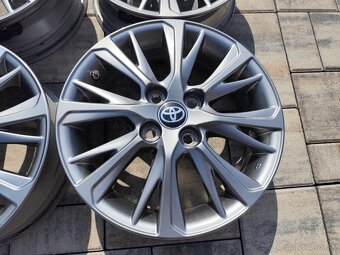 4x100 r15 hliníkové disky Toyota Yaris + TPMS snímače - 4