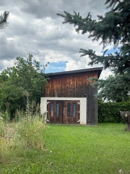Na predaj: priestranný rodinný dom s potenciálom - 4