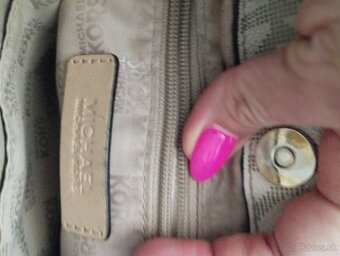 Predám originál cross body kabelku zn. Michael Kors - 4