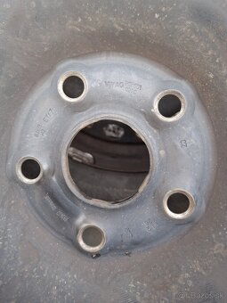 Predám komplet sadu zimných pneumatík 195/65/15T - 4