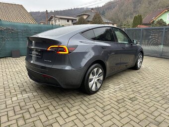 Tesla Model Y Long Range 4x4 - 4