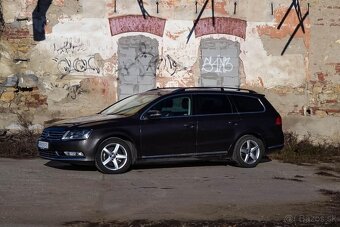 Volkswagen Passat Variant 2.0 TDI BMT Highline DSG - 4