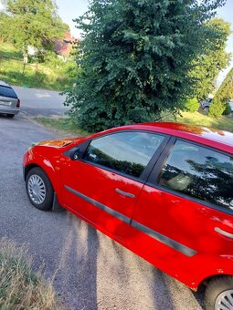 Ford fiesta - 4