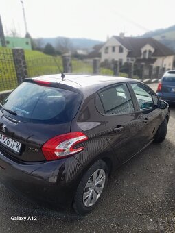 Predám Peugeot 208 1,4. - 4