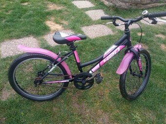 Dievčenský bicykel - 4