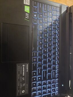 Herný notebook gigabyte G5 kc - 4