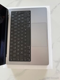 MacBook Pro 14" M3 SK 2023 Vesmírne sivý - 4