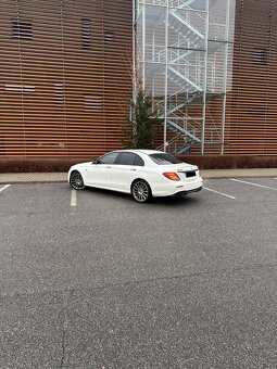 Mercedes-Benz E43 AMG - 4