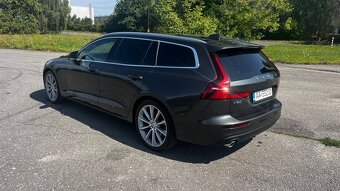 Volvo V60 T4 Momentum Pro A/T - 4