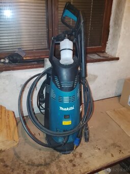 Predam vapku makita 110barov,malo pouzivana. - 4